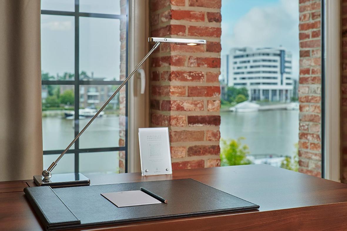 Hotel Hafenspeicher Leer Ngoại thất bức ảnh