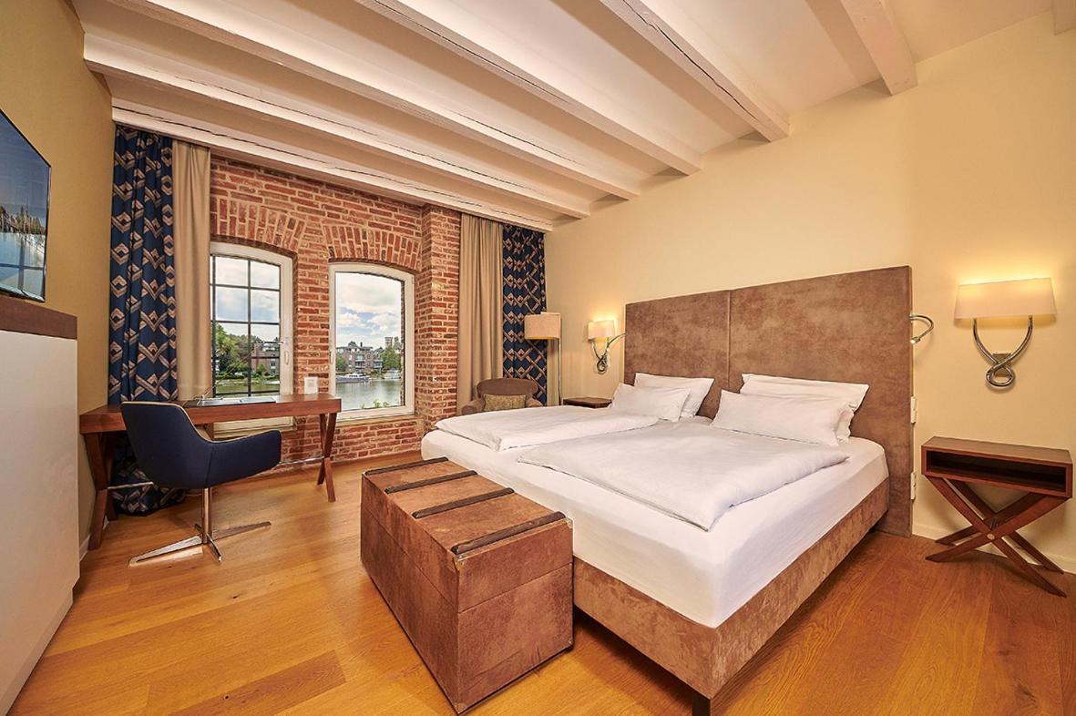 Hotel Hafenspeicher Leer Ngoại thất bức ảnh