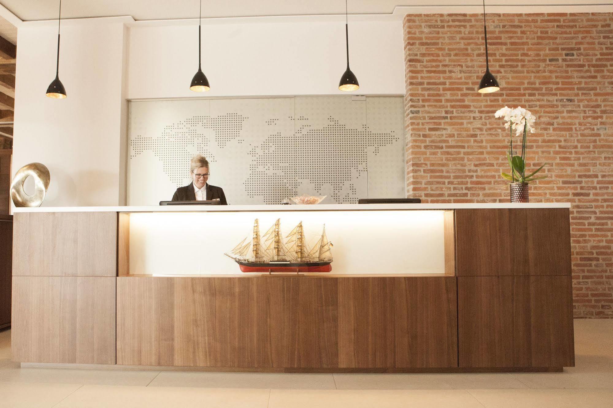 Hotel Hafenspeicher Leer Ngoại thất bức ảnh