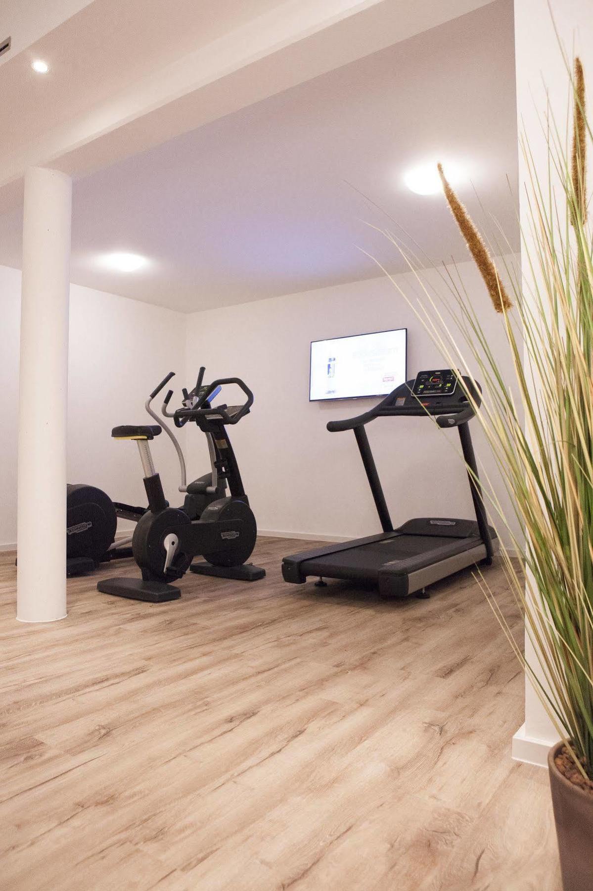 Hotel Hafenspeicher Leer Ngoại thất bức ảnh