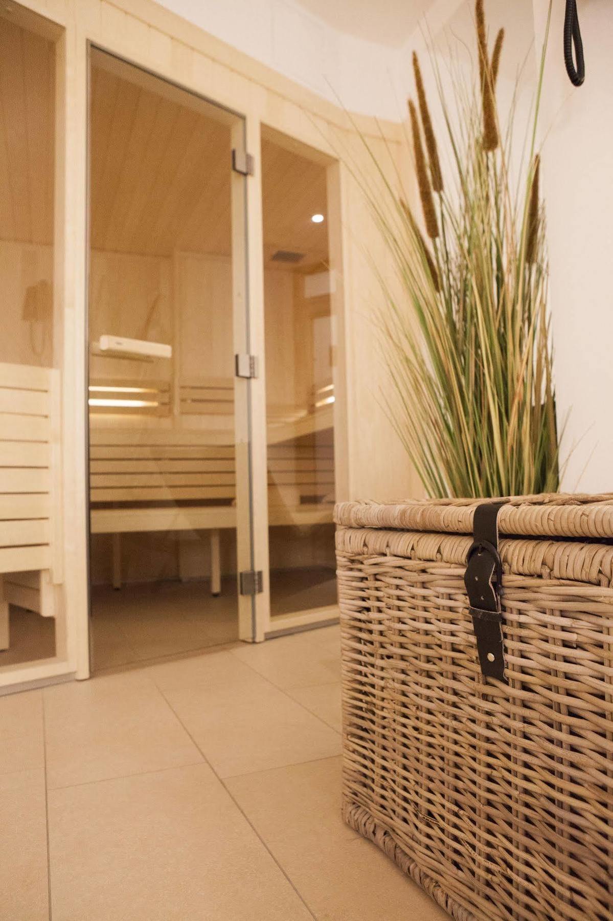 Hotel Hafenspeicher Leer Ngoại thất bức ảnh